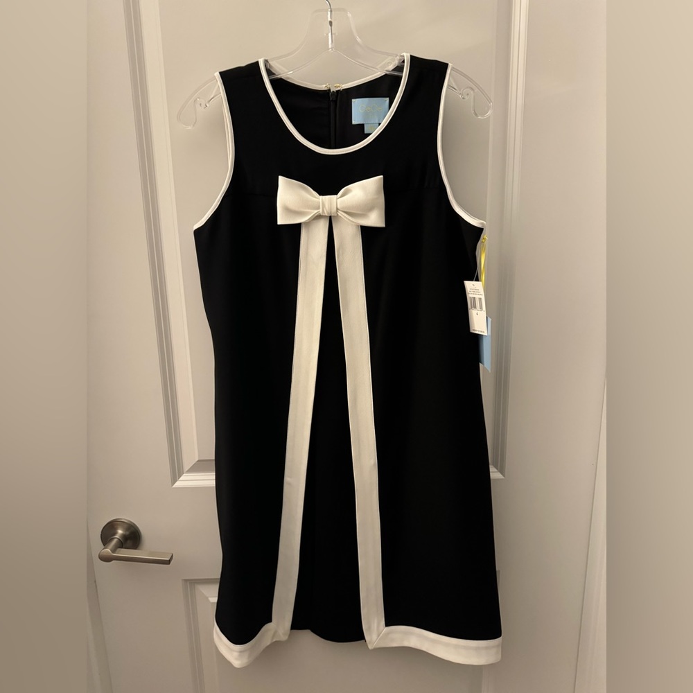 NWT CeCe Bow Shift Dress